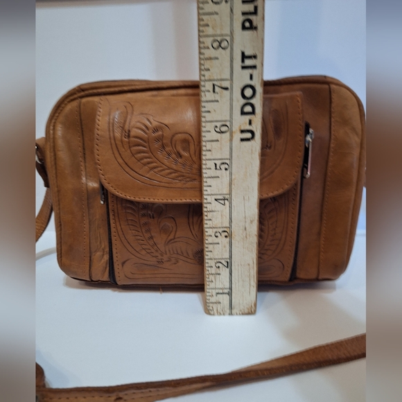 Vintage Tooled Leather Purse Grants Natural - Picture 14 of 16